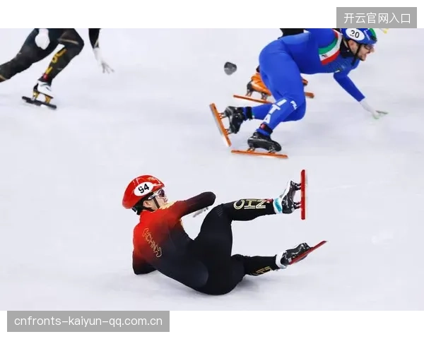 短道速滑惊险一刻：内道超越引爆评论区狂潮